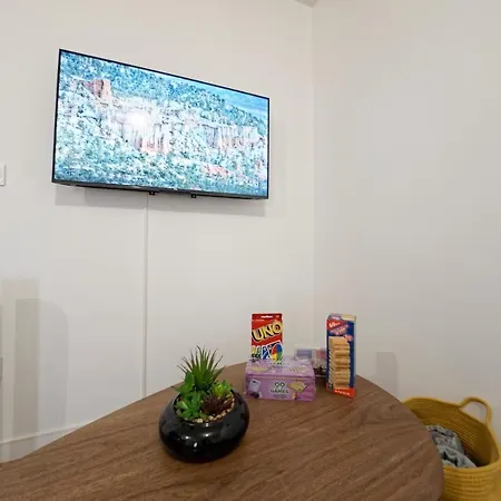 Апартаменты Le Soleilcasa - 3 Personnes - Bureau & Wifi Перпиньан