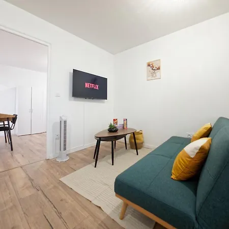 Apartment Le Soleilcasa - 3 Personnes - Bureau & Wifi